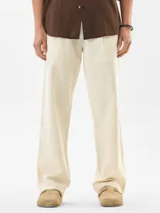 Snitch Men Beige Mid-Rise Relaxed Fit Trouser
