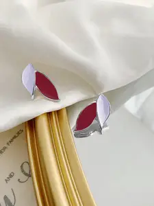 VAGHBHATT Silver-Plated Leaf Shaped Enamelled Studs