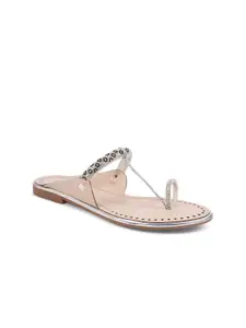 Padchin Women Embellished Ethnic One Toe Flats with Embroidered