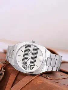 LOUIS DEVIN Men Silver Toned & Black Stainless Steel Chain Wrist Watch LD-G073-CBLK-CH