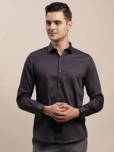 Turtle Classic Geometric Printed Pure Cotton Slim Fit Formal Shirt