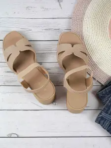 Mochi Women Flatform with Backstrap