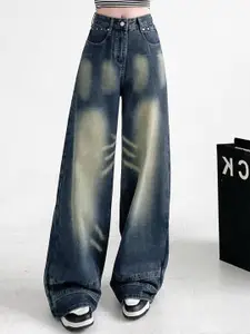 StyleCast x Revolte Women Regular Fit Mid-Rise Light Fade Jeans