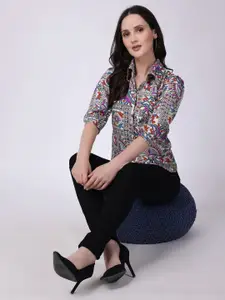 SCORPIUS Abstract Printed Spread Collar Casual Shirt