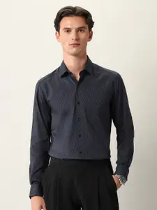 Arrow Classic Geometric Printed Cotton Formal Shirt