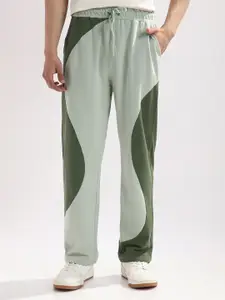 NOBERO Men Colorblock Straight Fit Wave Cotton Joggers