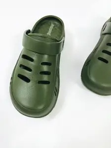 The Roadster Lifestyle Co Men Self Design Clogs