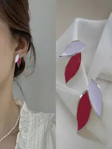 KRENOZ Silver-Plated Leaf Shaped Studs Earrings