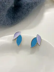 VAGHBHATT Silver-Plated Leaf Shaped Enamelled Studs