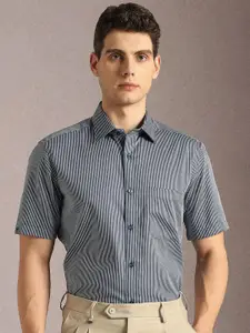 Louis Philippe Vertical Striped Spread Collar Half Sleeves Cotton Formal Shirt