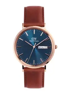 Daniel Wellington Classic Extension Leather Straps Analogue Watch