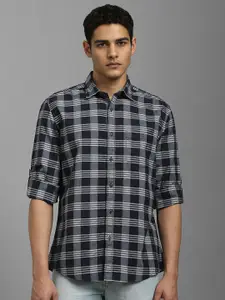 Louis Philippe Jeans Buffalo Checked Spread Collar Slim Fit Cotton Casual Shirt