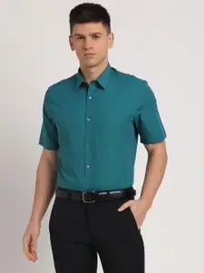 Turtle Spread Collar Short Sleeves Pure Cotton Classic Slim Fit Formal Shirt