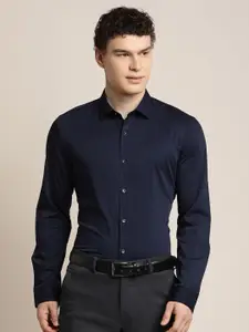 Turtle Classic Spread Collar Slim Fit Formal Shirt