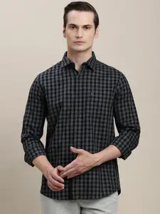 Turtle Buffalo Checked Spread Collar Relaxed Slim Fit Cotton Casual Shirt