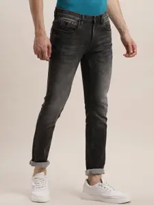 Turtle Men Narrow Tapered Fit Mid-Rise Light Fade Stretchable Jeans