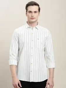 Turtle Relaxed Striped Slim Fit Cotton Casual Shirt