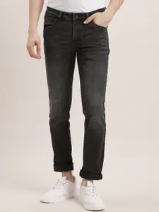 Turtle Men Narrow Tapered Fit Mid-Rise Light Fade Stretchable Jeans