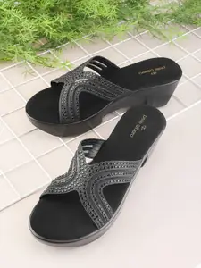 pelle albero Embellished Ethnic Wedge Sandals