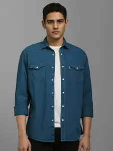 Louis Philippe Jeans Spread Collar Slim Fit Cotton Casual Shirt