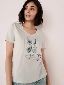 La Vie en Rose Women Grey Printed Cotton Tshirt