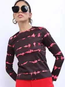 Tokyo Talkies Women Maroon Tie and Dye Dyed T-shirt