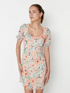 Trendyol Off White & Peach-Coloured Floral A-Line Mini Dress