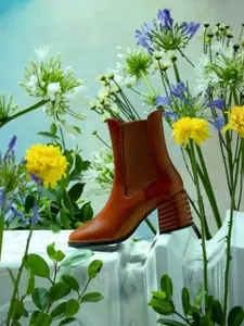Saint G Rust Distressed Leather Mid-Top Block Heels Chelsea Boots