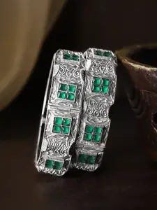 Rubans Set of 2 Silver-Plated & Toned Green Artificial Stones Textured Bangles