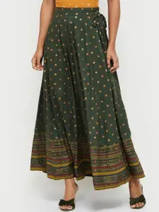 max Women Green Printed Flared Skirt