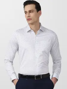 Van Heusen Men White Cotton Slim Fit Printed Formal Shirt