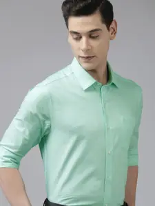 Arrow Men Green Original Slim Fit Checked Pure Cotton Casual Shirt