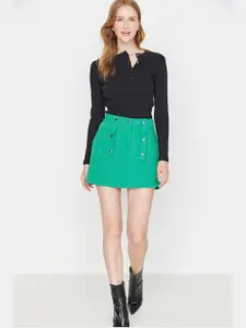Trendyol Women Green Solid Pencil Mini Skirt