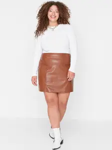 Trendyol Women Brown Solid Straight Mini Skirt