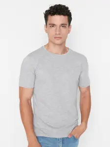 Trendyol Men Grey Solid Regular Fit Polyester T-shirt