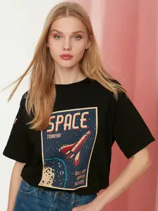 Trendyol Women Black Printed Drop-Shoulder Sleeves T-shirt