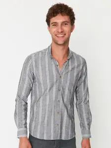 Trendyol Men Grey Striped Casual Shirt