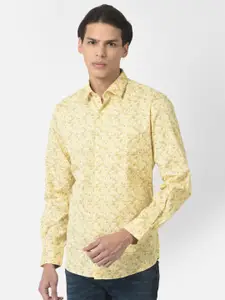 Crimsoune Club Men Yellow Slim Fit Floral Printed Cotton Casual Shirt