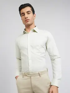 Raymond Men Green Pure Cotton Slim Fit Checked Formal Shirt