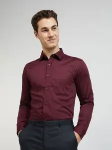 Raymond Men Maroon Pure Cotton Slim Fit Long Sleeves Formal Shirt