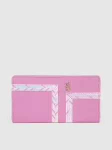 Baggit Women Pink Embellished Two Fold Wallet