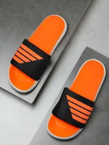 Footox Men Orange & Black Printed Sliders