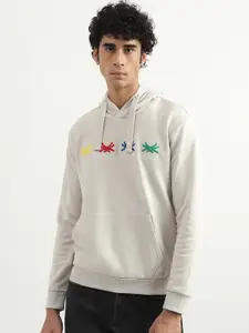 United Colors of Benetton Men Off White Printed Hooded Sweatshirt