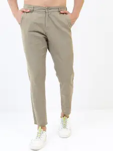 HIGHLANDER Men Grey Cotton Tapered Fit Trousers