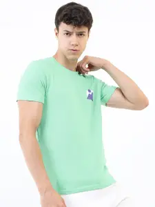 HIGHLANDER Men Green Typography Printed Round Neck Applique Slim Fit T-shirt