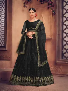 Warthy Ent Black & Gold-Toned Embroidered Thread Work Semi-Stitched Lehenga & Unstitched Blouse With Dupatta