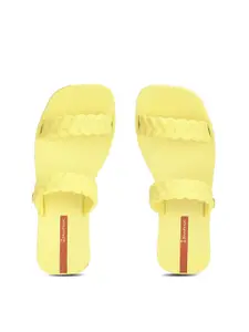 iPanema Women Yellow Sliders