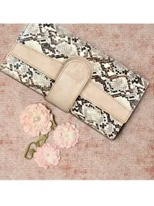 THE CLOWNFISH Women Beige & Off White Animal Textured Two Fold Wallet