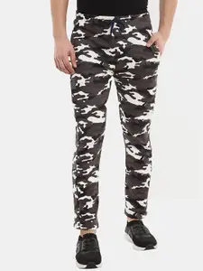 V-Mart Men Camouflage Printed Spun Fleece Track Pants