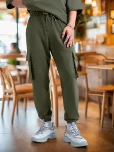 Bewakoof Air 1.0 Men'S Oversized Cargo Joggers